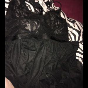 Black babydoll from torrid w/tags never worn.